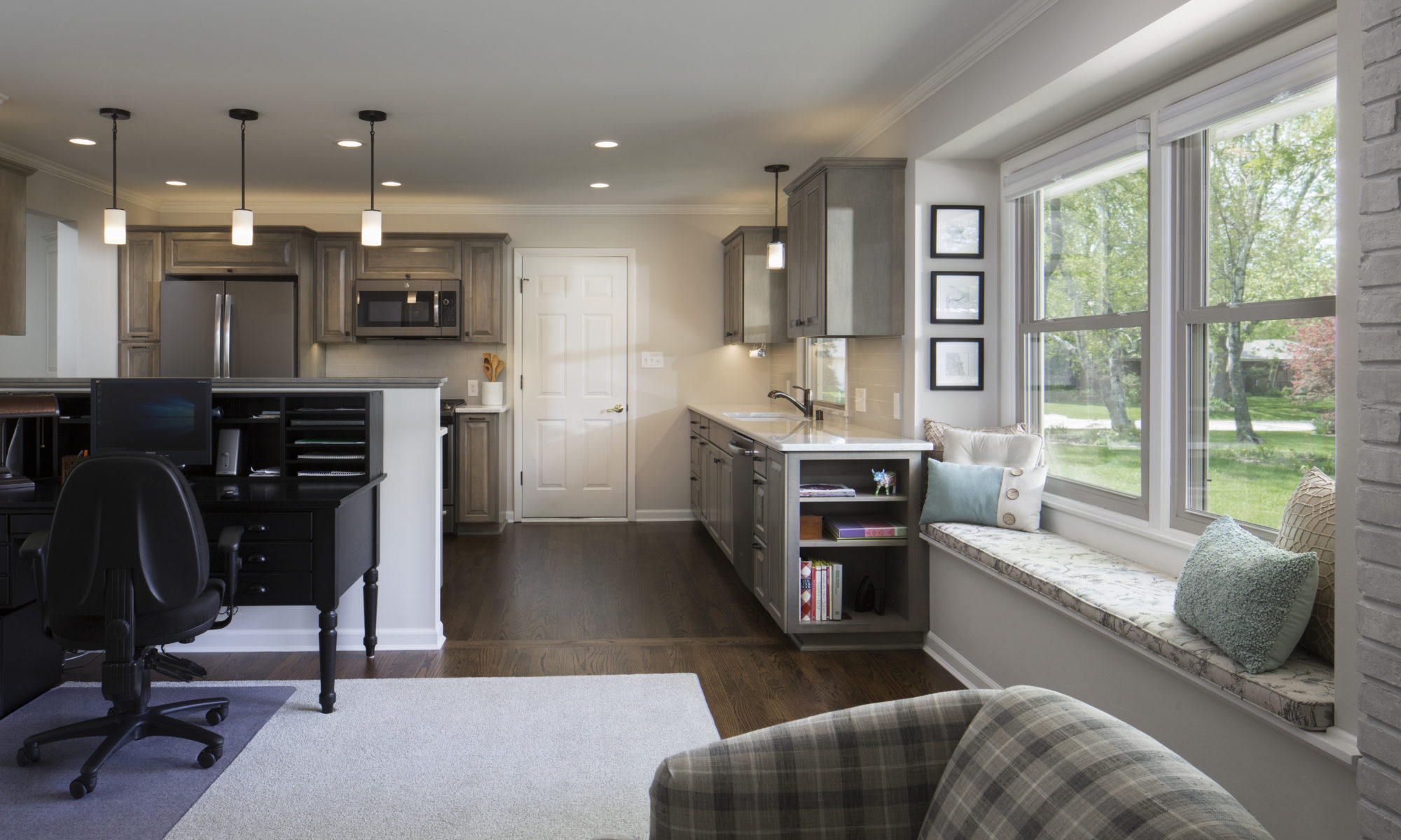 The Cabinet Maker Hosted Milwaukee NARI After 5 Event - The Cabinet Maker